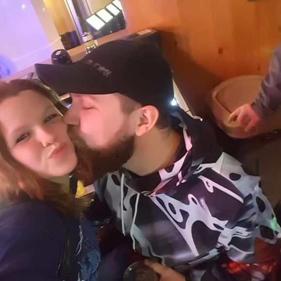 Meet your Posher, Cody - Picture 1 of 1